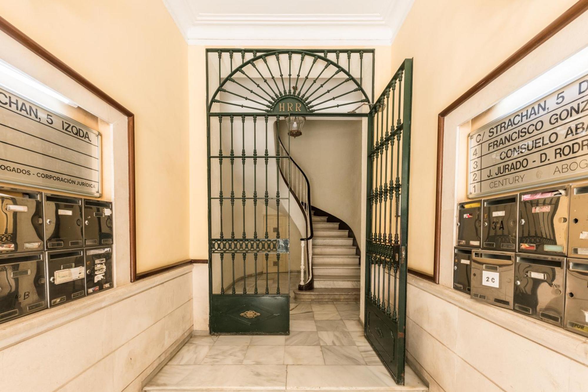 Homeclub Malaga Apartment Eksteriør billede